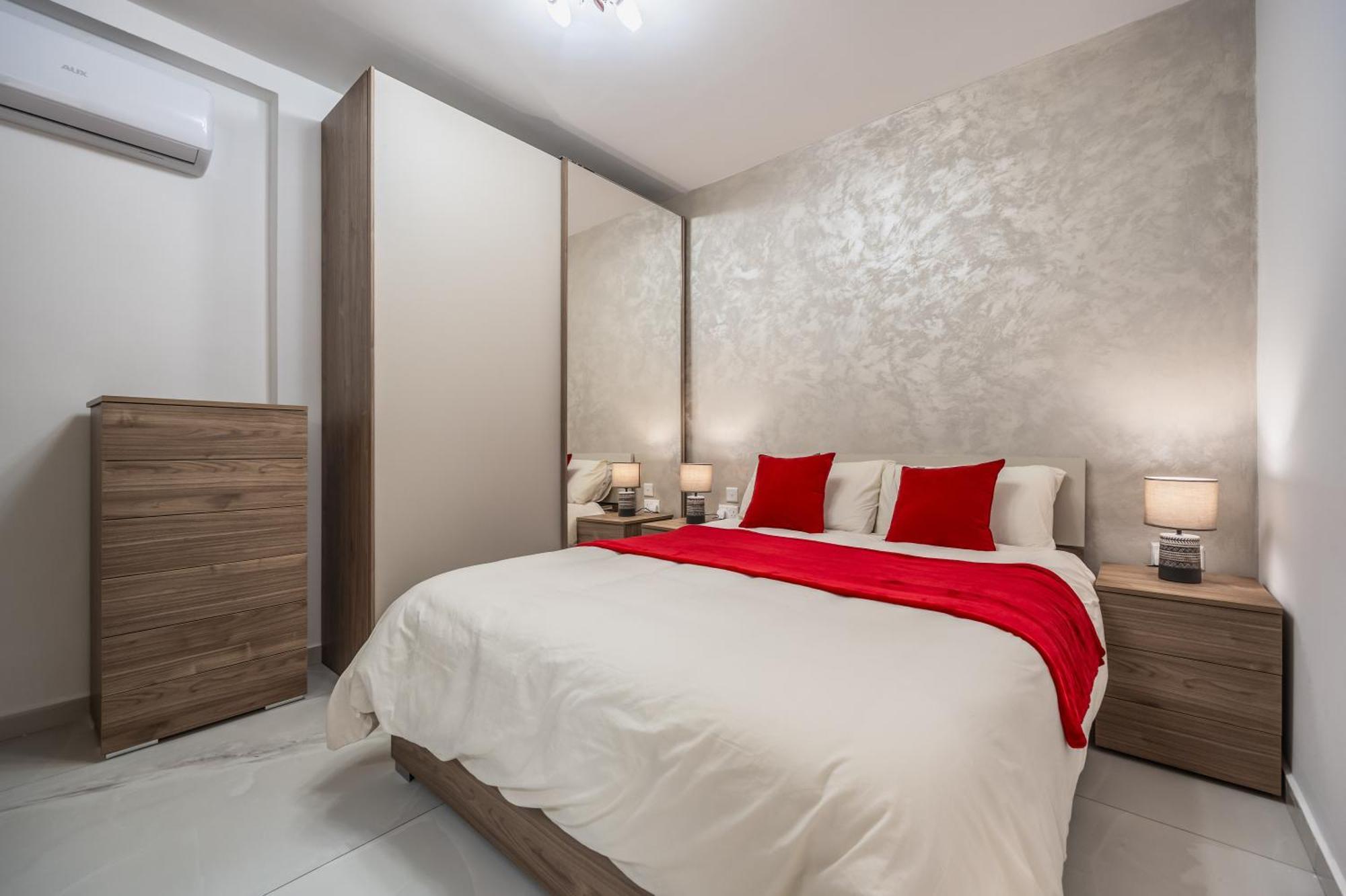 New And Modern In Ta Xbiex, Great Location! Ta Xbiex